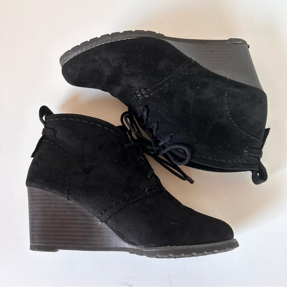 SO Black Wedge Booties - Picture 3 of 5